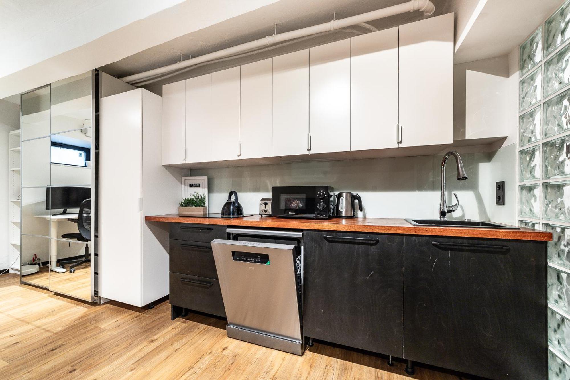 Dana-Entire Apartment Very Quiet And Central 2 ทาลลินน์ ภายนอก รูปภาพ